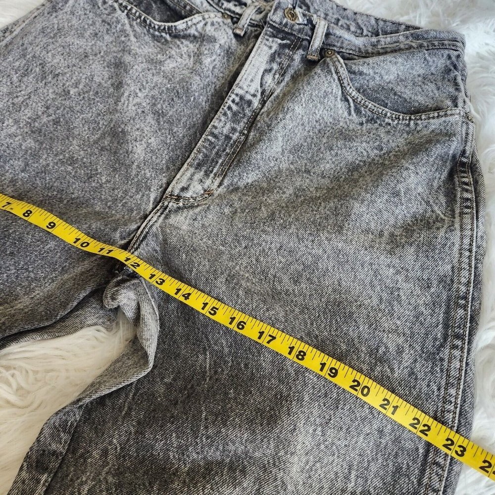 Acid Wash High-Waisted Jeans - Picture 9 of 13
